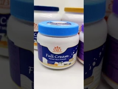 Ясный пластиковый цилиндр